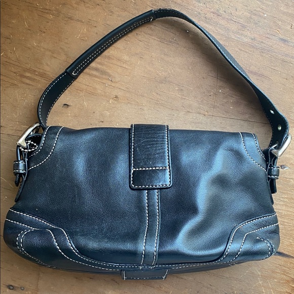 Vintage Coach Black Leather Soho Buckle Y2K Shoulder Bag No. 1446 - Picture 10 of 11